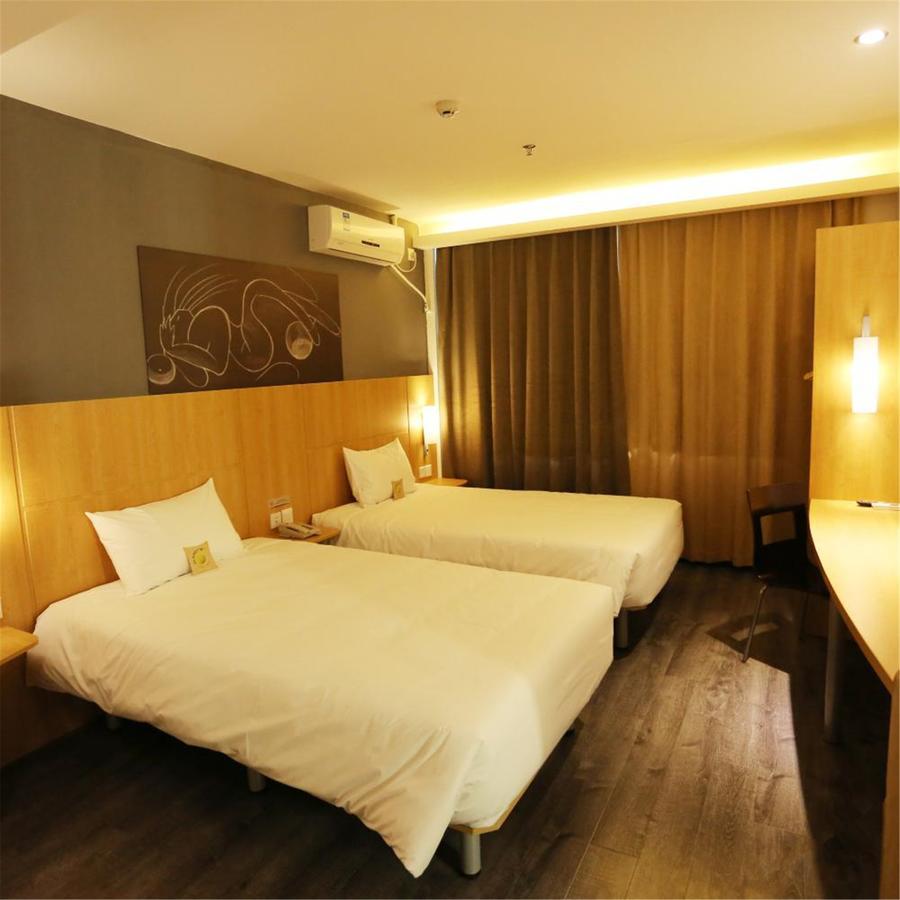 宜必思锦州云飞街酒店 外观 照片